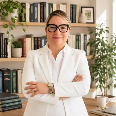 Viviana Andrea Cortés Uribe, Directora jurídica de Beltrán Cortés Abogados